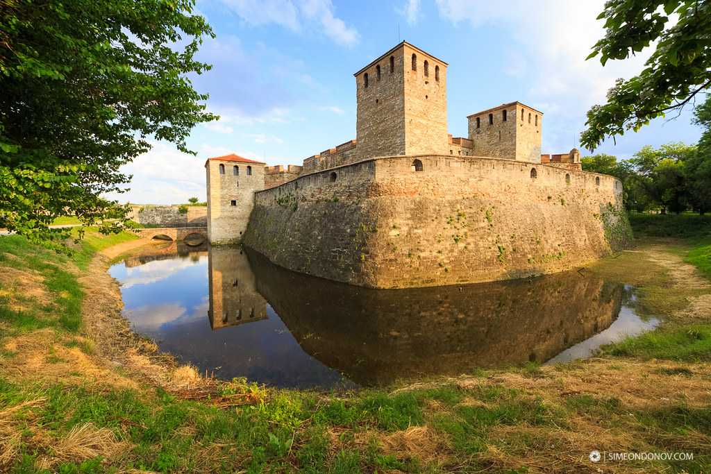 Руины крепости хисаря описание и фото - болгария: хисар