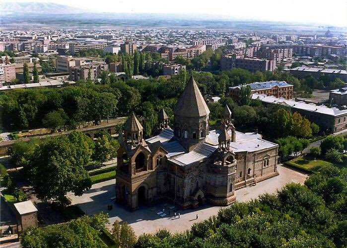 Армянская апостольская церковь - древо