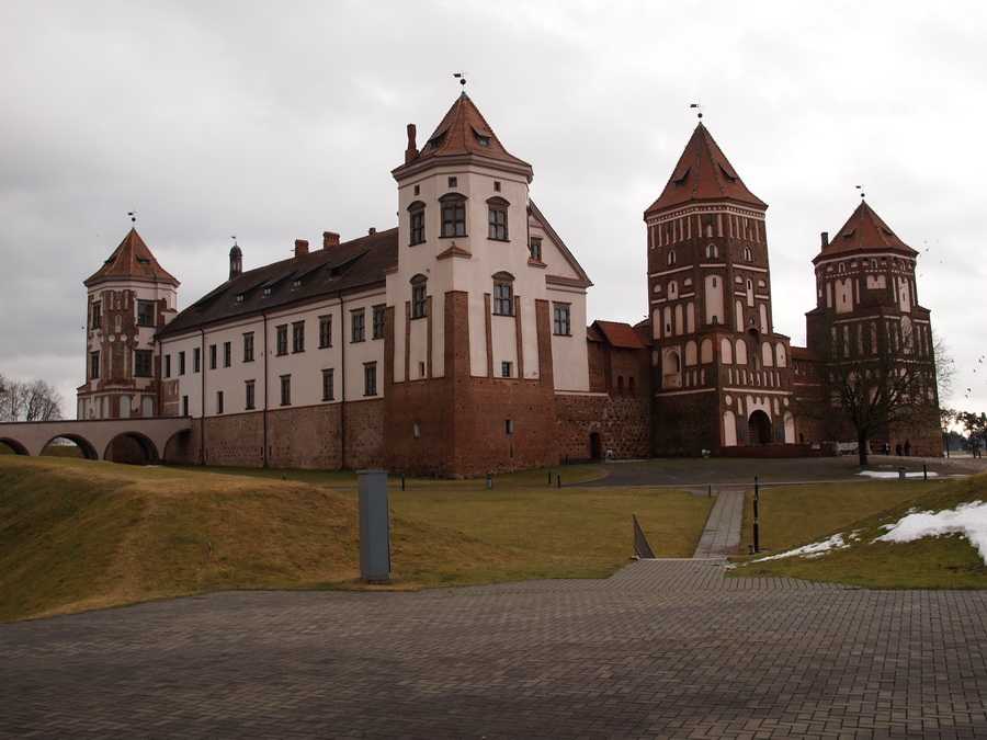 Мирский замок в беларуси, фото после реставрации, как добраться из минска в мирский замок