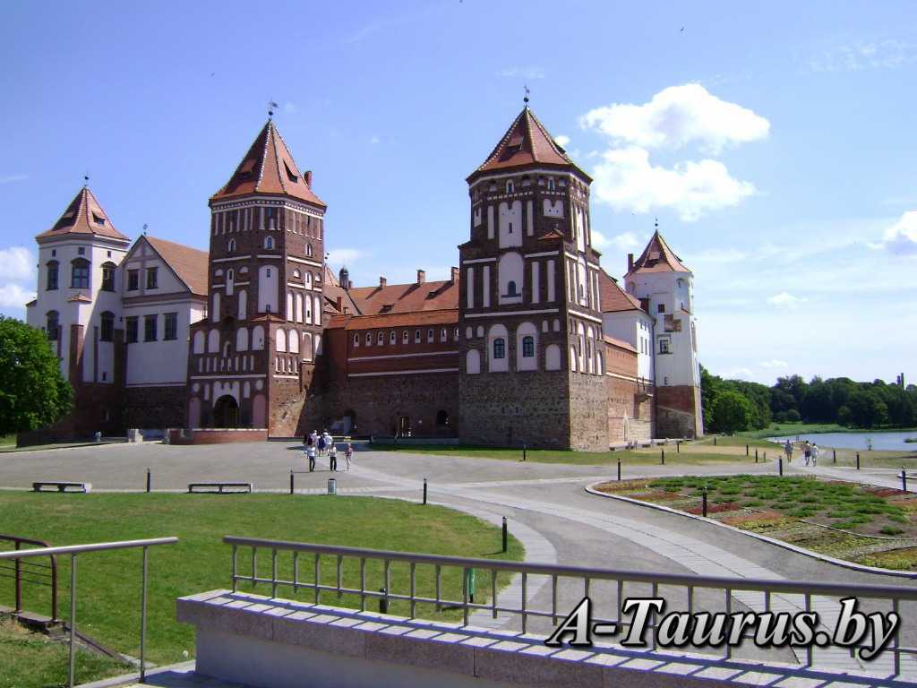 Несвижский замок радзивиллов — крепость и роскошь знаменитого рода