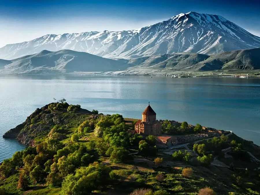 Кавказский узел | озеро севан (армения)