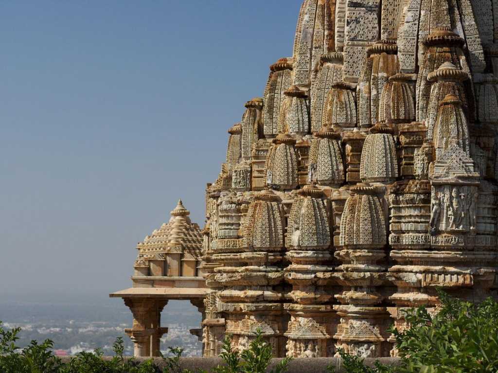Чидамбарам - древнейший храм шивы натараджи, индия