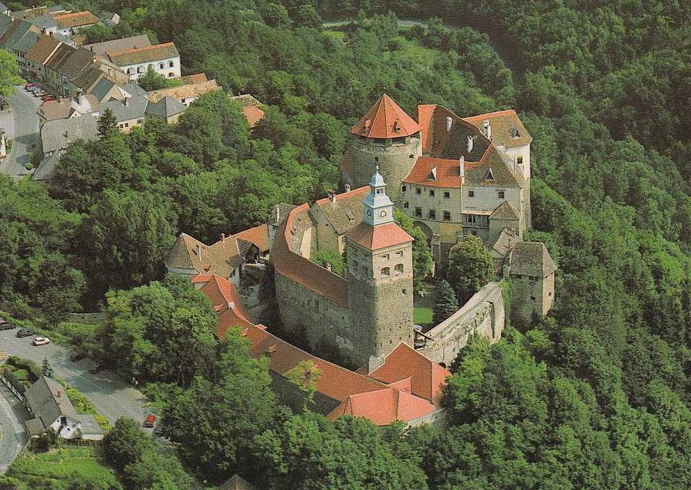 Замок хартхайм -  schloss hartheim