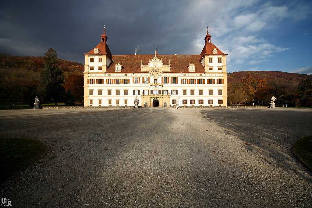Замок и парк эггенберг (schloss eggenberg) в граце