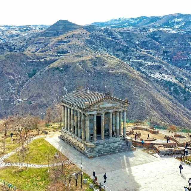 Список храмов армении