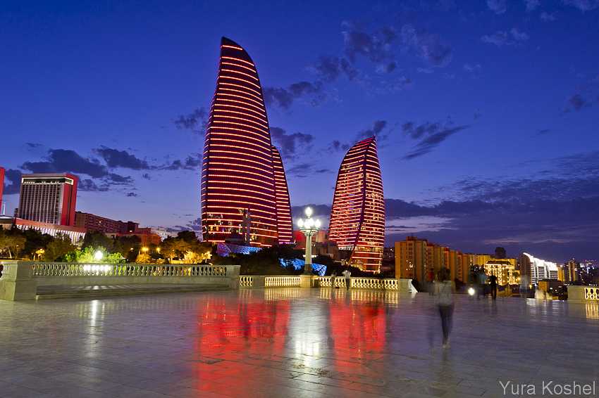 Башни Пламени — высочайшие здания в Азербайджане, расположенные в Баку Своим внешним видом башни напоминают языки пламени