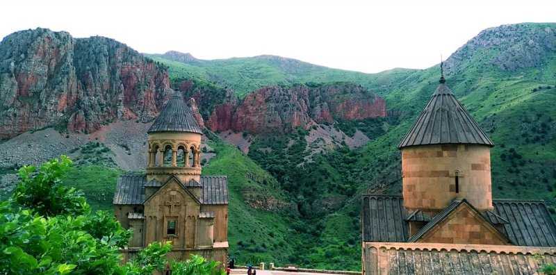 Монастыри в армении