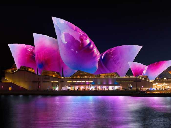 Современная архитектура Австралии: Сиднейский Оперный Театр