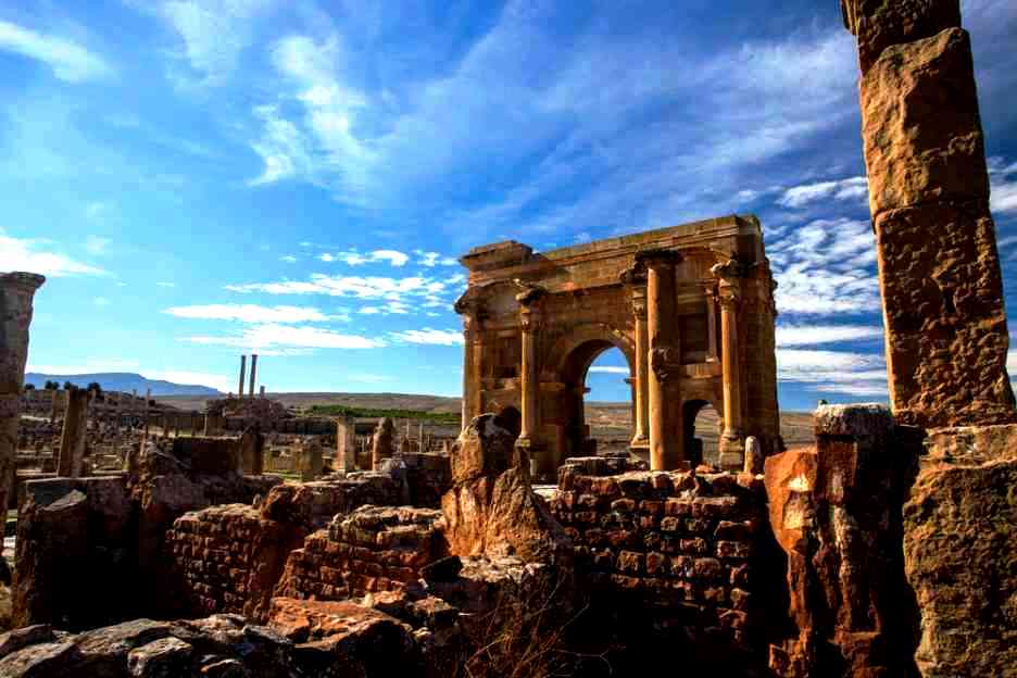 Город типаза в алжире - крупный археологический комплекс