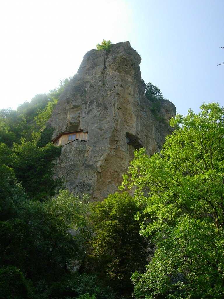 Пещерные церкви иваново и природный парк «русенский лом» — болгария — планета земля