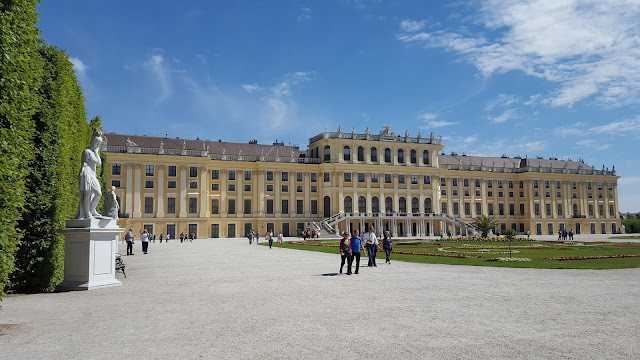 Дворец шенбрунн в вене