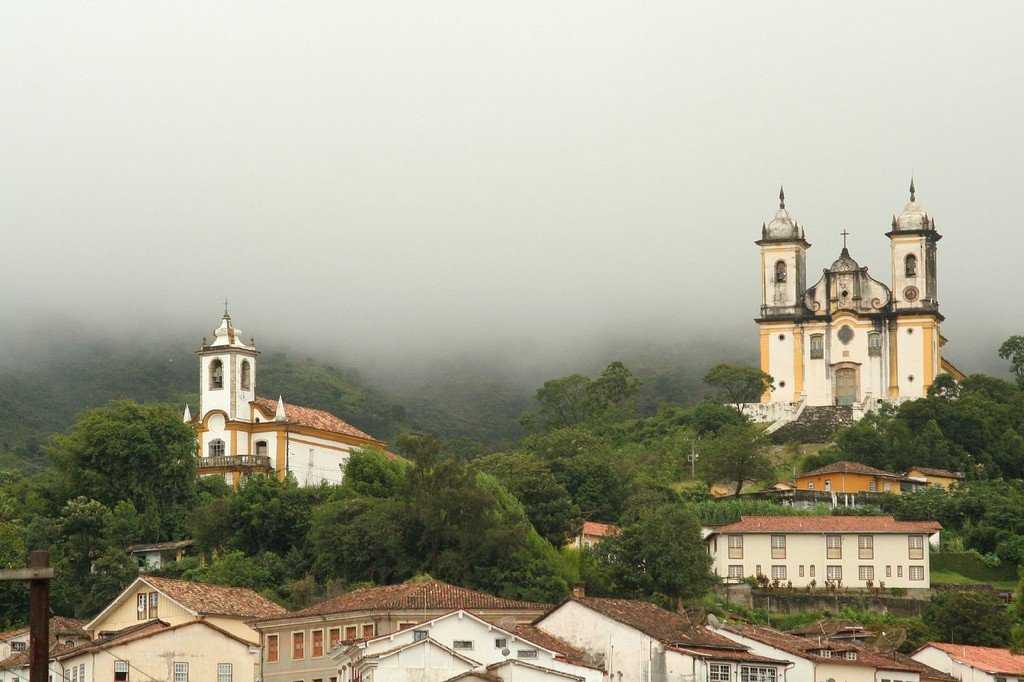 Ouro-preto-do-oeste weather today hourly