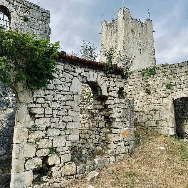 Анакопийская крепость в городе abaakhuda