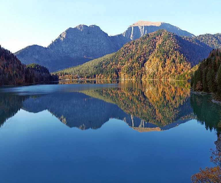 Озеро рица: фото озера в абхазии.