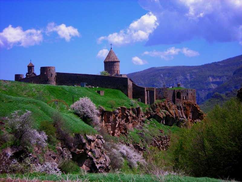 Средневековые замки и крепости армении - armenian geographic
