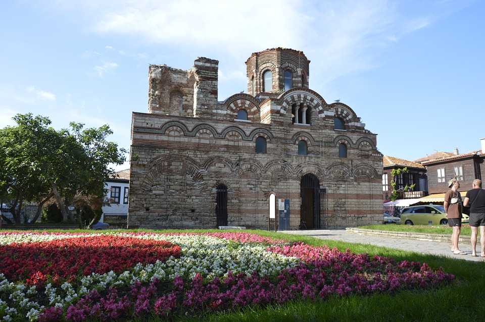 Большая базилика описание и фото - болгария: плиска
