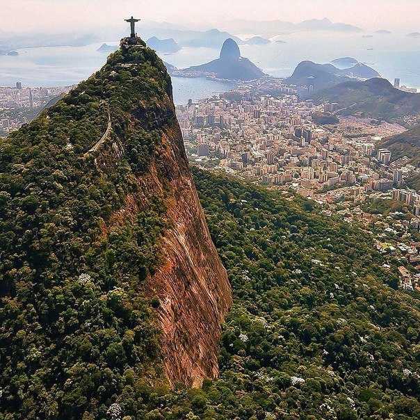 Скалы Бразилии: Гора Сахарная голова, Педра-Пинтада...