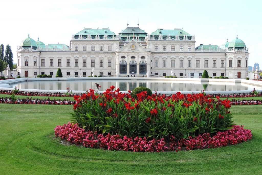 Фото Дворца Бельведер в Вене, Австрия Большая галерея качественных и красивых фотографий Дворца Бельведер, которые Вы можете смотреть на нашем сайте