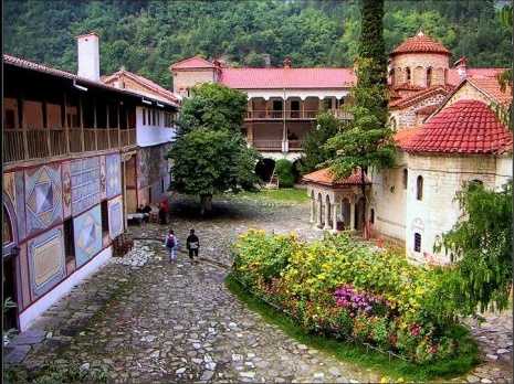 Экскурсия в пловдив и в бачковский монастырь | жизнь в болгарии и путешествия по франции