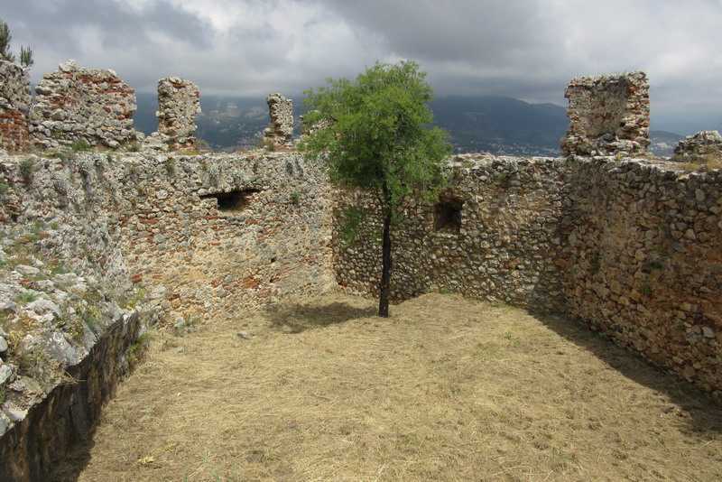 Крепость аланьи. от красной башни до крепости эхмедек