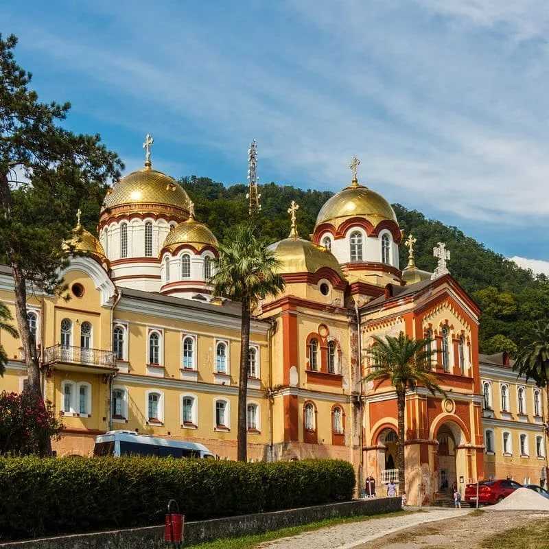 Новоафонский монастырь в абхазии - история, время и правила посещения монастыря, архитектура