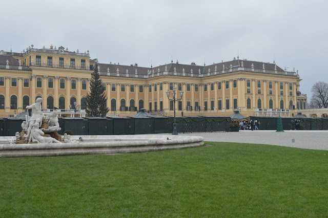 Дворец шёнбрунн: экспозиции, адрес, телефоны, время работы, сайт музея