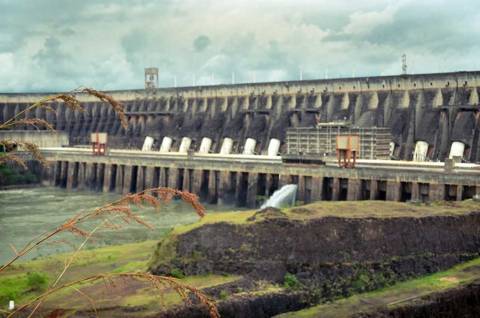Гэс бразилии. самая большая в мире гидроэлектростанция «итайпу», бразилия