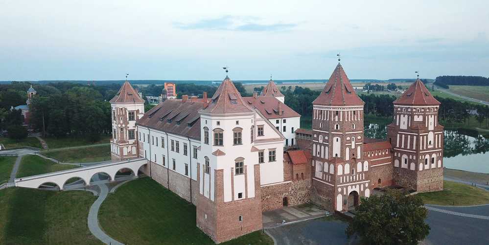 Экскурсионный тур по белоруссии "загадки белорусских замков". 2021 год
