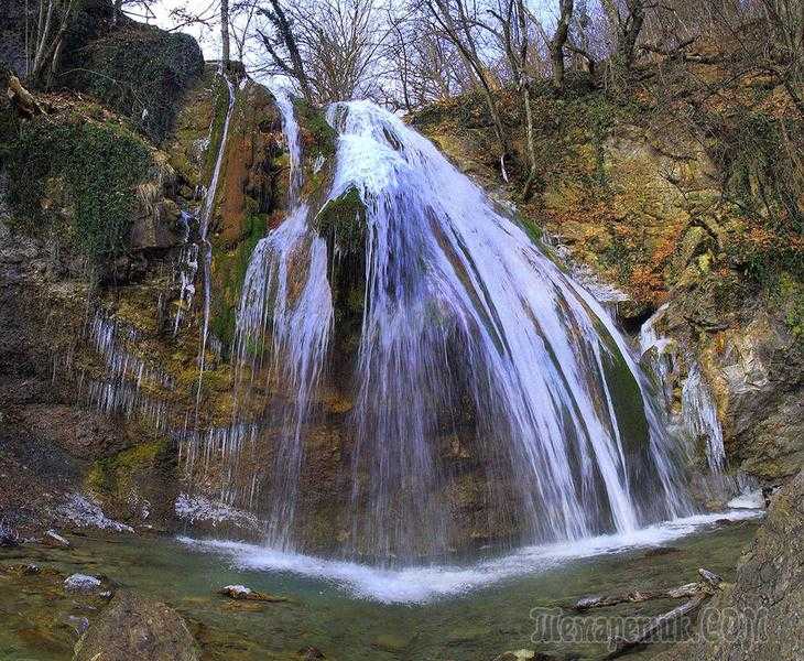 Водопад джур-джур. крым