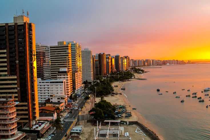 Подборка видео про Форталезу от популярных программ и блогеров, которые помогут Вам узнать о городе Форталеза и Бразилии много нового и интересного