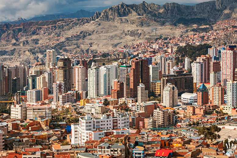 Подборка видео про Ла-Пас от популярных программ и блогеров, которые помогут Вам узнать о городе Ла-Пас и Боливии много нового и интересного