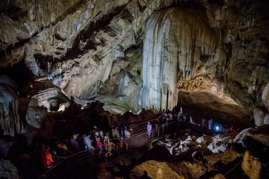Новоафонская пещера: царство камня и тьмы - турклуб восход