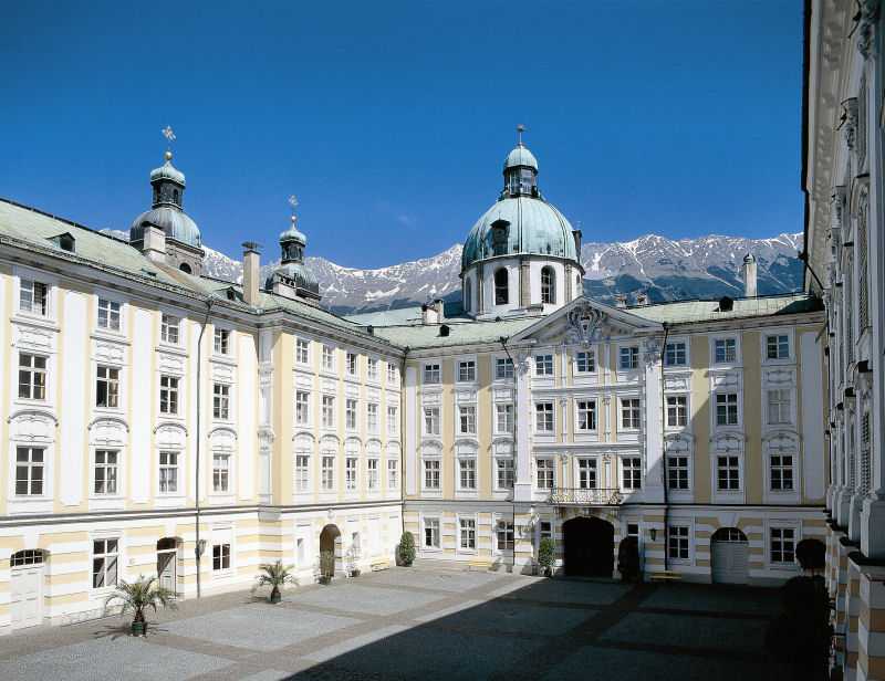 Замок амбрас, инсбрук (австрия): история, фото, как добраться, адрес
на карте и время работы в 2021 - 2022