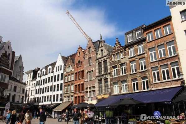 Фото города Антверпен в Бельгии. Большая галерея качественных и красивых фотографий Антверпена, на которых представлены достопримечательности города, его виды, улицы, дома, парки и музеи.