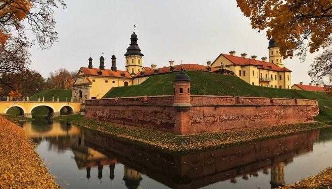 Несвижский замок радзивиллов: в несвиже - центр белоруссии?