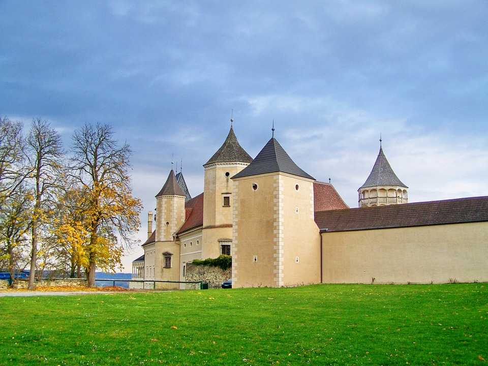 Замок розенбург