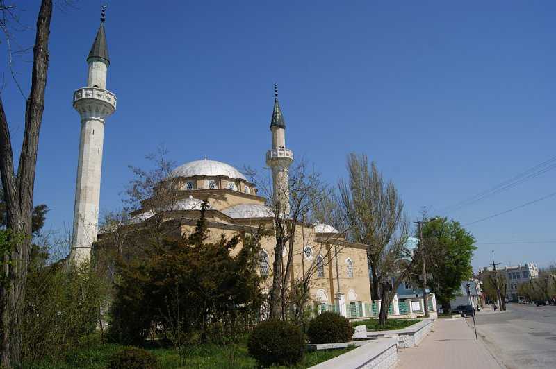 Мечеть джума-джами в евпатории - описание и фото