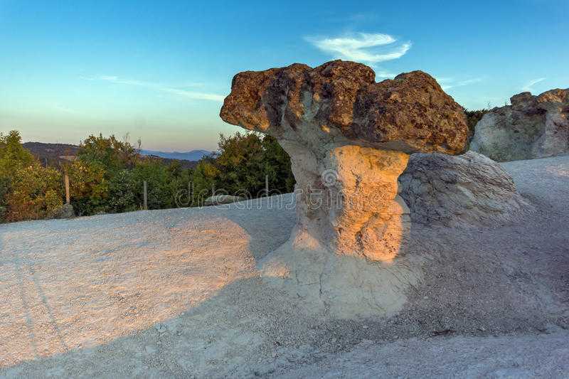 Список скальных образований в болгарии - list of rock formations in bulgaria - abcdef.wiki