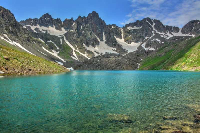 Озеро севан: голубая жемчужина армении
