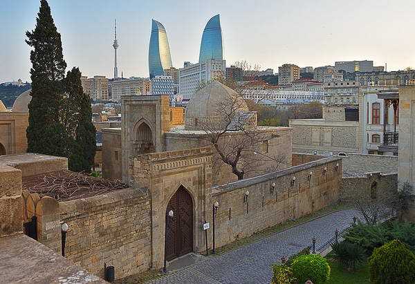 Дворец Ширваншахов — бывшая резиденция правителей Ширвана, расположенная в столице Азербайджана, городе Баку