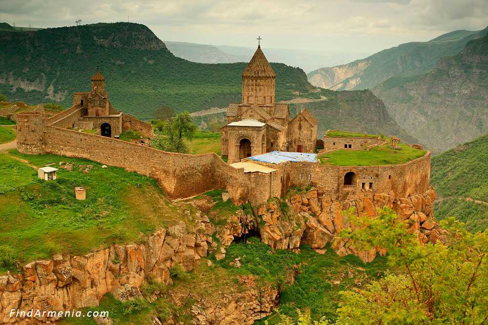 Монастырь татев армения и самая длинная канатная дорога