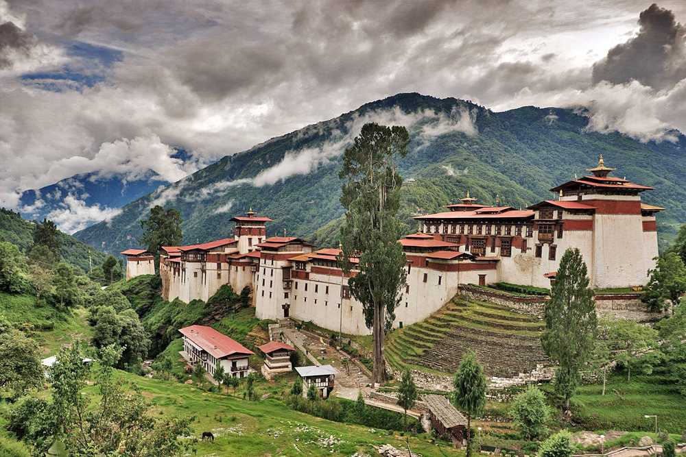 Фото Тонгса-Дзонг в Бутане. Большая галерея качественных и красивых фотографий Тонгса-Дзонг, которые Вы можете смотреть на нашем сайте...