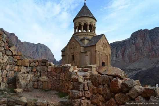 Узнай где находится Монастырь Хор Вирап на карте Армении (С описанием и фотографиями) Монастырь Хор Вирап со спутника