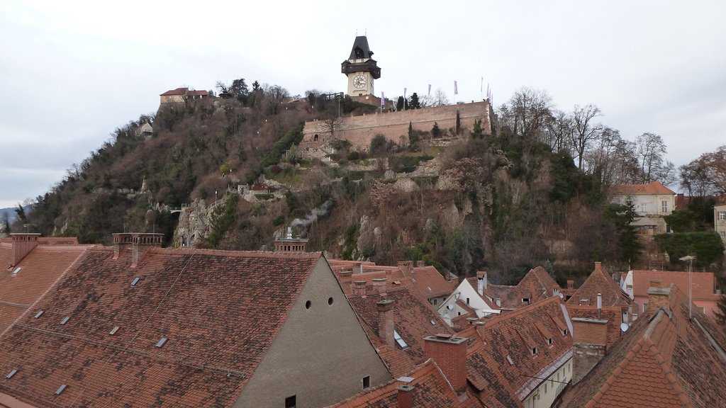 Замок шлоссберг. замок шлосберг (schlossberg). как подняться к замку шлоссберг