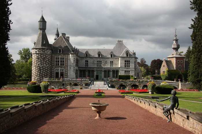Замки бельгии: история в камне