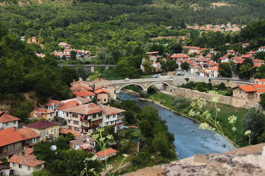 Экскурсия казанлък, долина роз и прочие достопримечательности болгарии | жизнь в болгарии и путешествия по франции