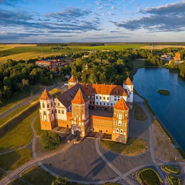 7 замков и дворцов беларуси, которые стоит посетить - visit belarus