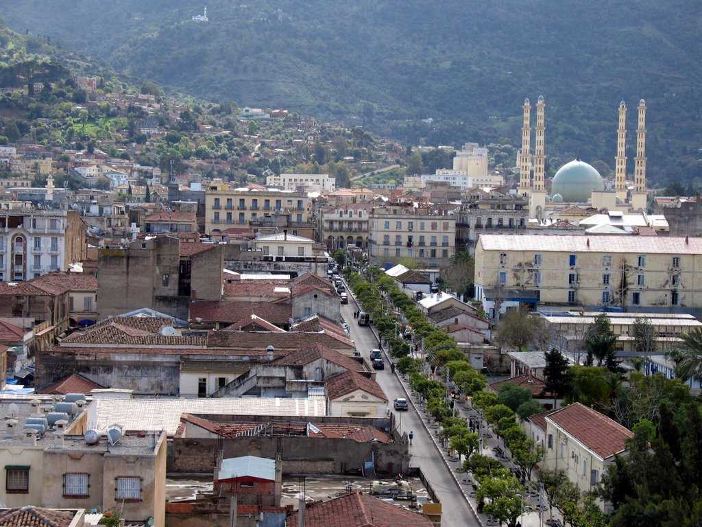 Блида - город на севере алжира