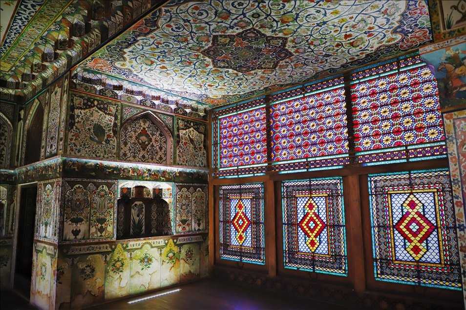 Дворец шекинских ханов - вики