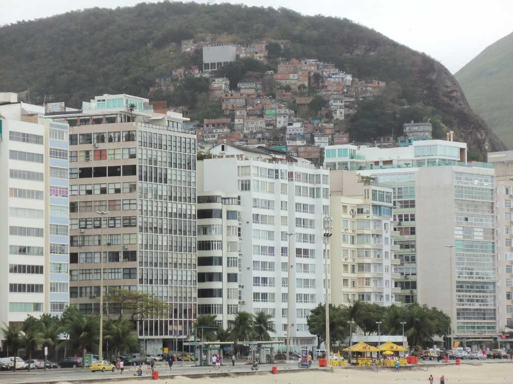 Районы и кварталы Бразилии: Фавелы Рио-де-Жанейро...